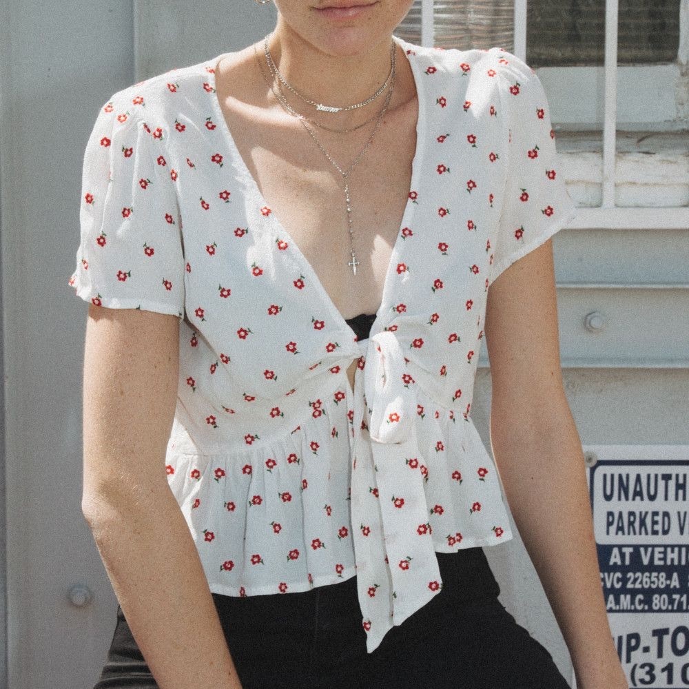 brandy melville front-tie white floral crop top
